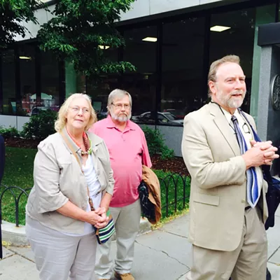 Image: Wrongful Death Suit Filed in State Police Taser Case