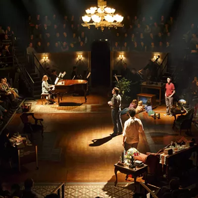 Image: Alison Bechdel's Fun Home on Broadway Feels the Love