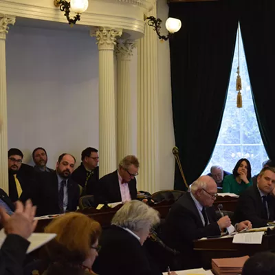 Image: Senate Backs Same-Day Voter Registration