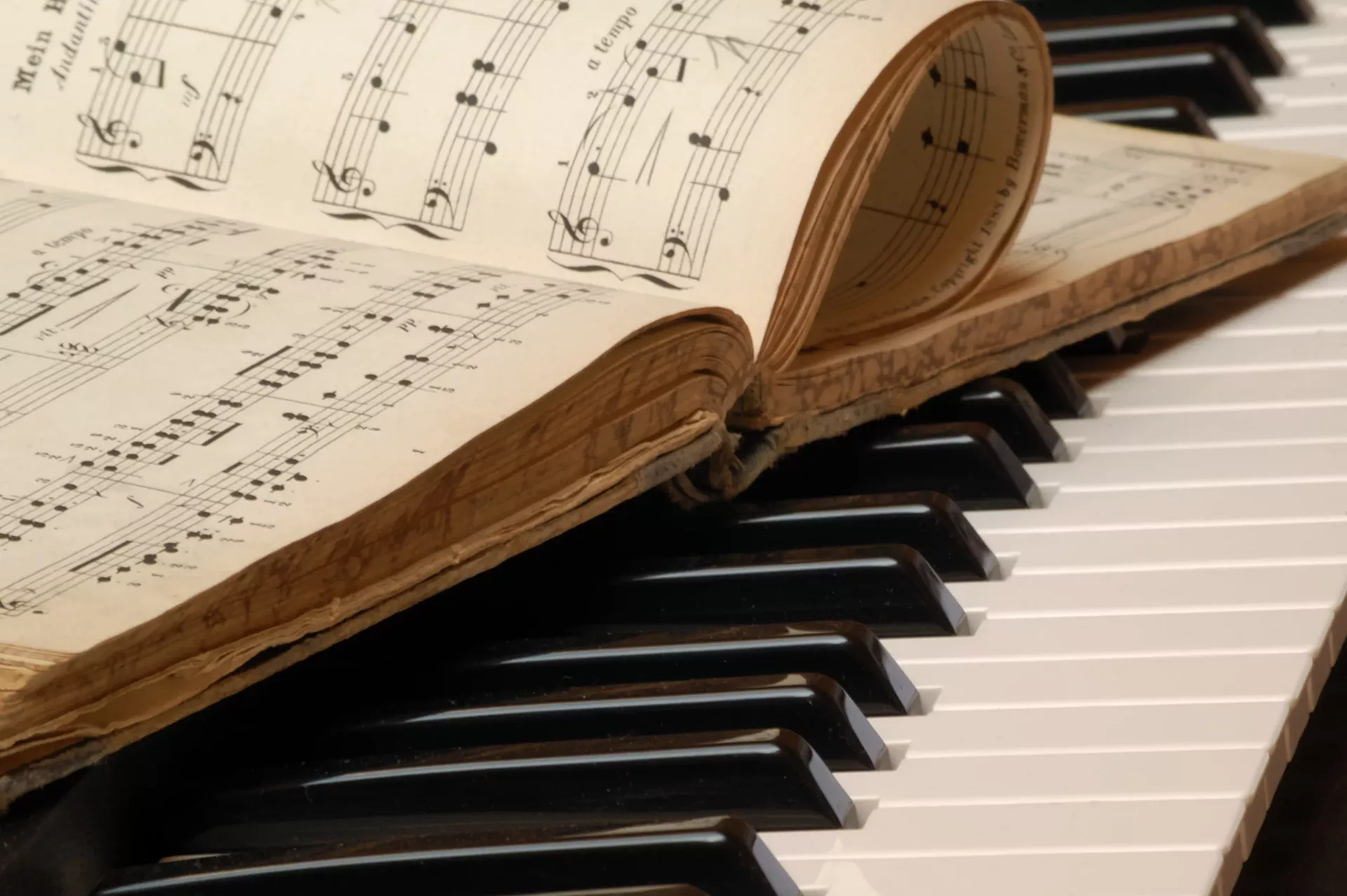 piano.webp