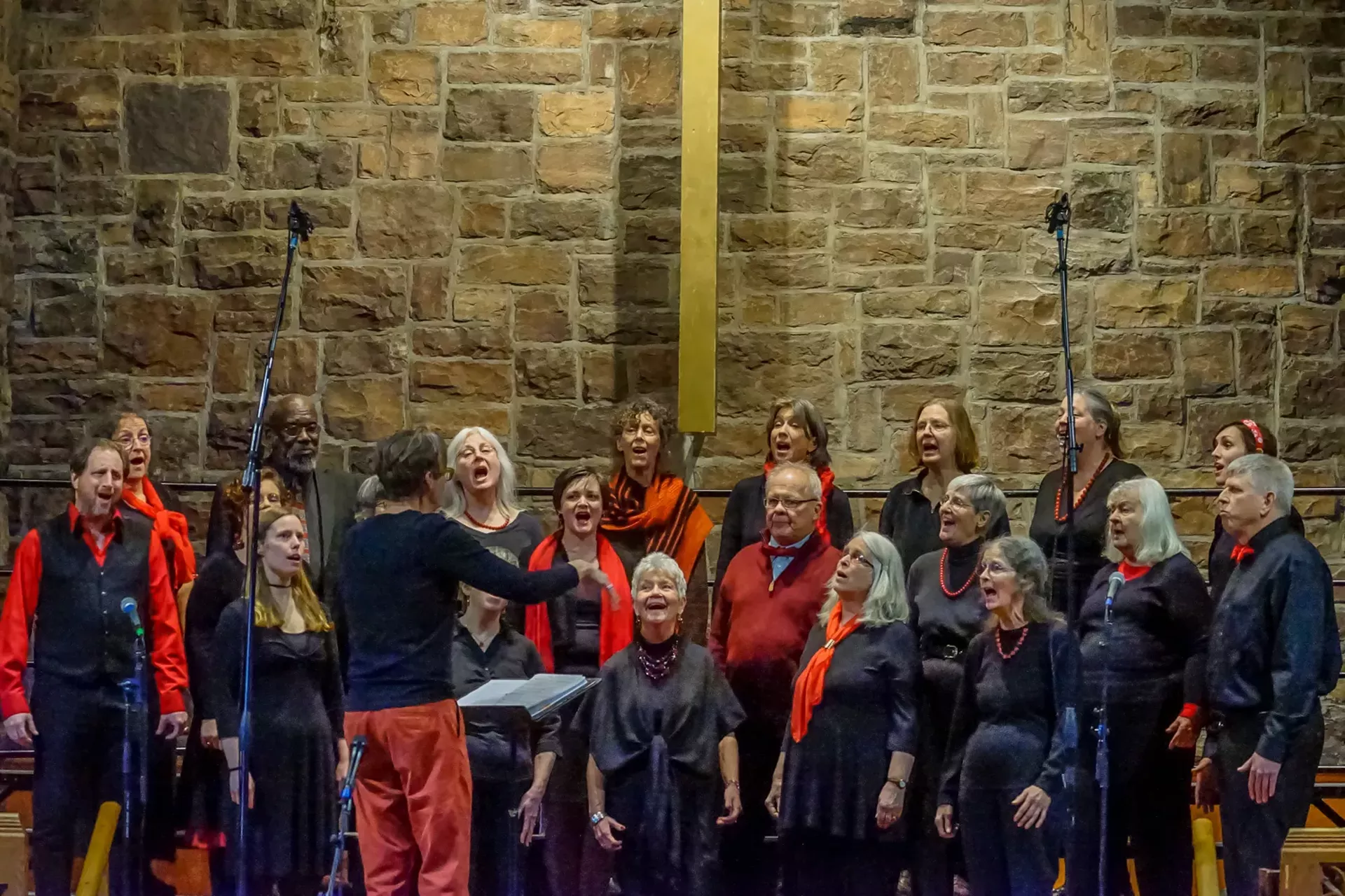 small_choir_pic.webp