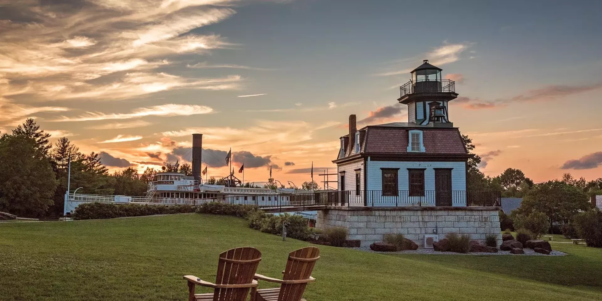 ticonderoga-and-lighthouse-sunset_sarah-mcelvain-lavoie-1800x900.webp