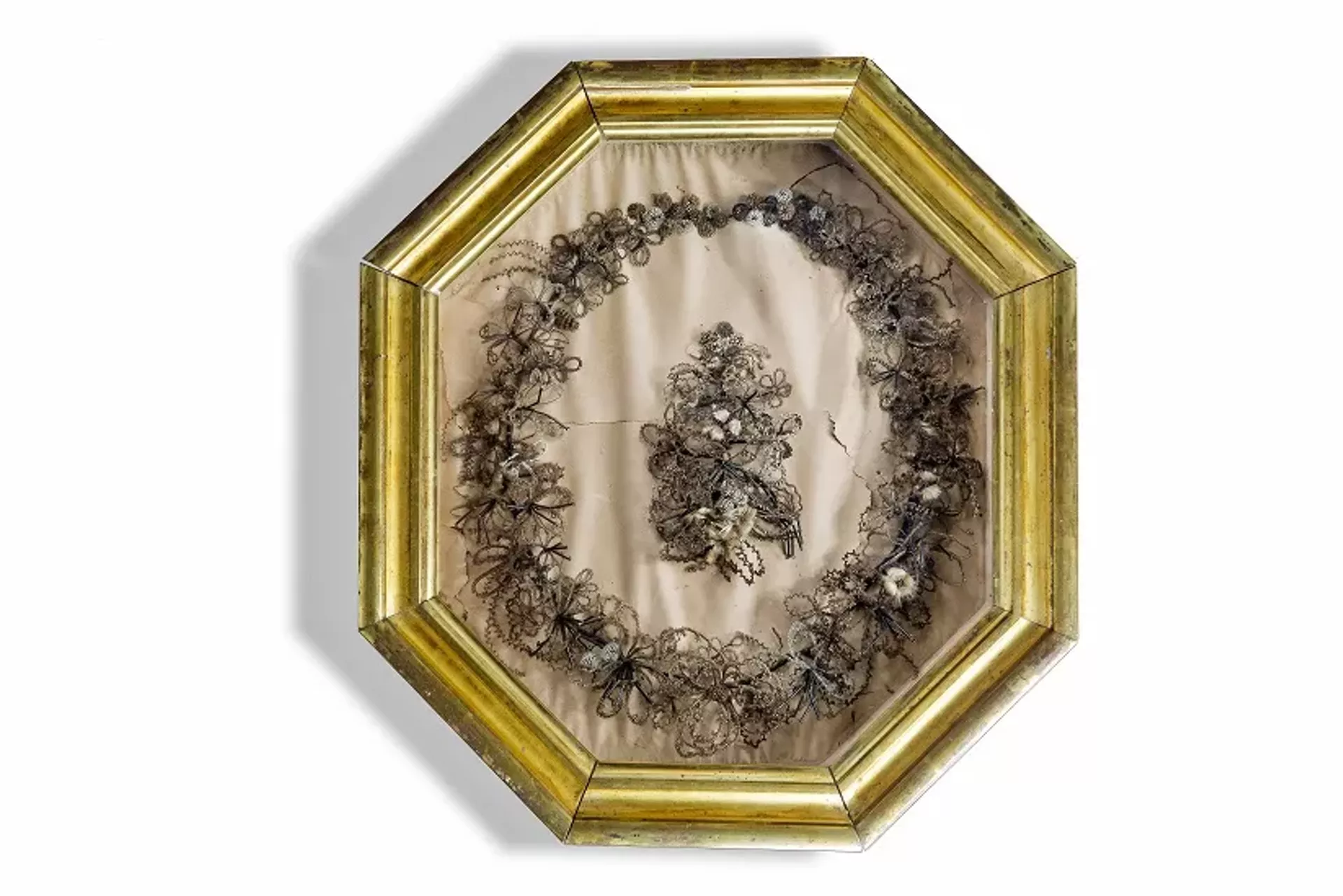 Hair wreath from the collection