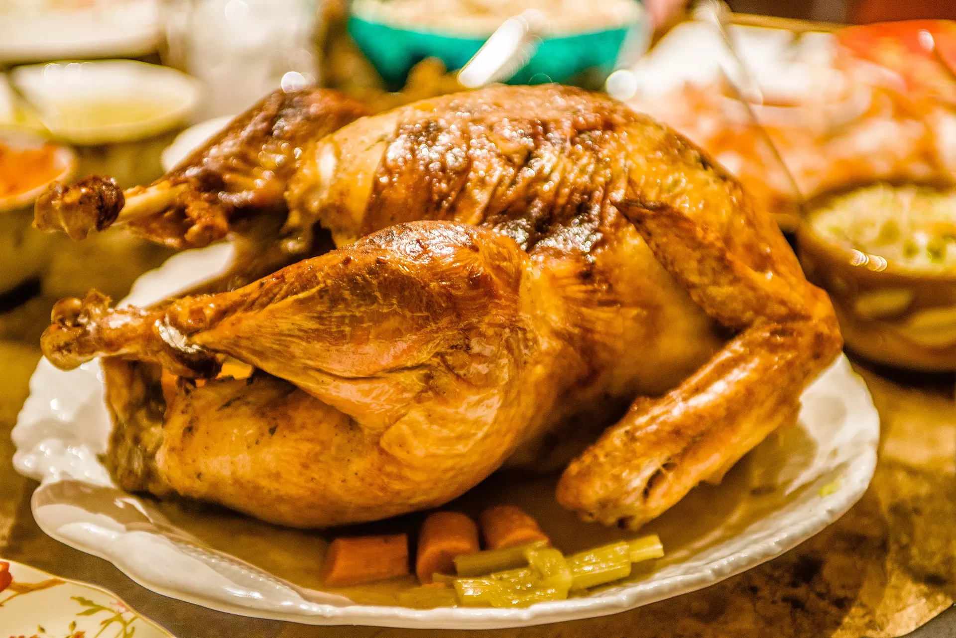 community_thanksgiving_dinner_dreamstime.com-calendar-mag7_s.webp