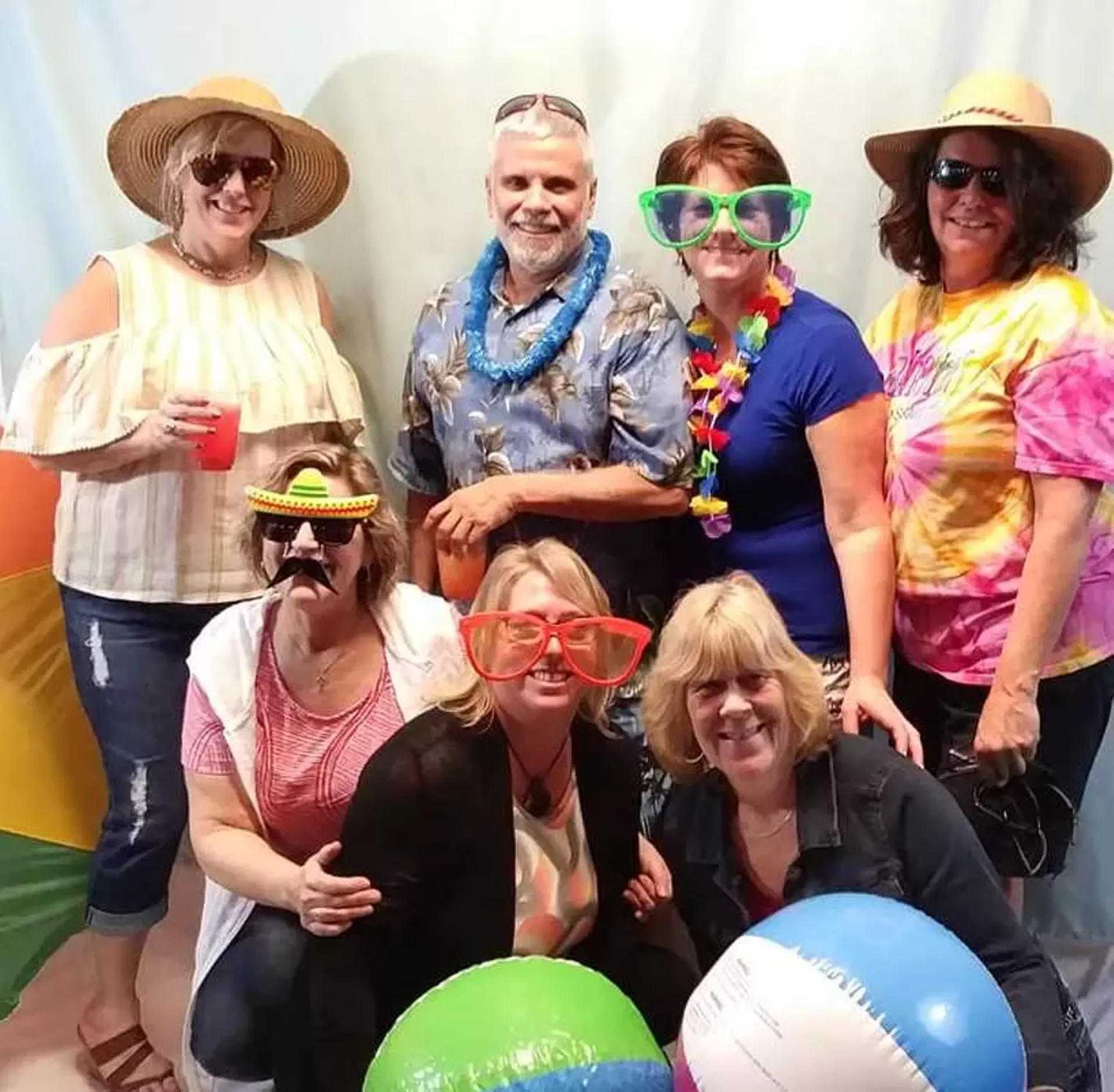 elk_beach_party_elks_group.webp