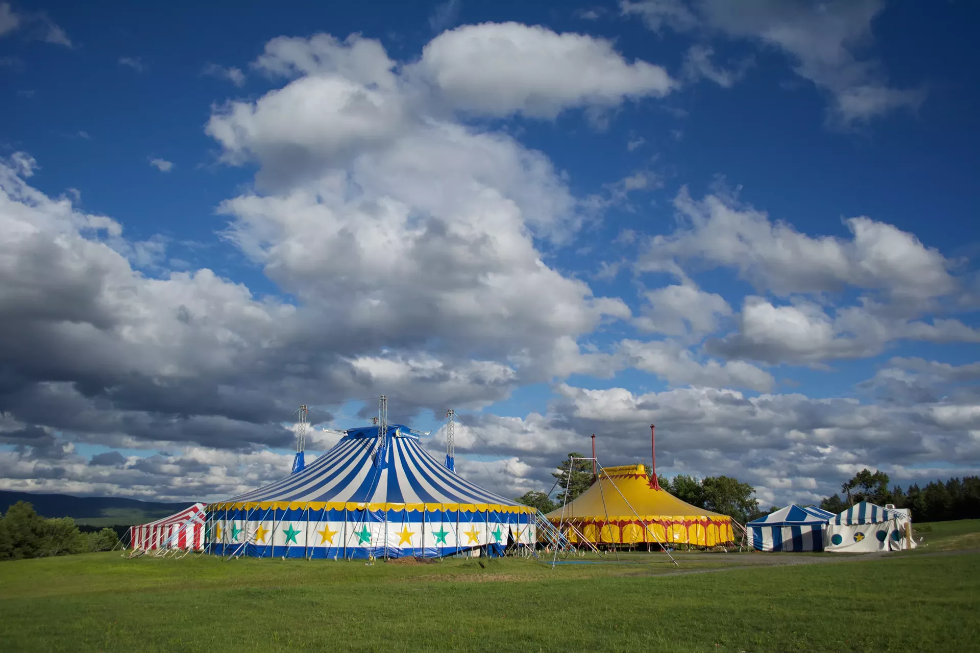 circus_smirkus_big_top_tour1-calendar-spotlights-ravin.webp