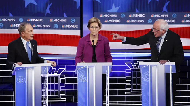 Image: Sanders Unscathed as Dems Bludgeon Bloomberg