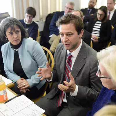 Image: Vermont Senate to Debate Raising Legal Age to Buy Firearms to 21
