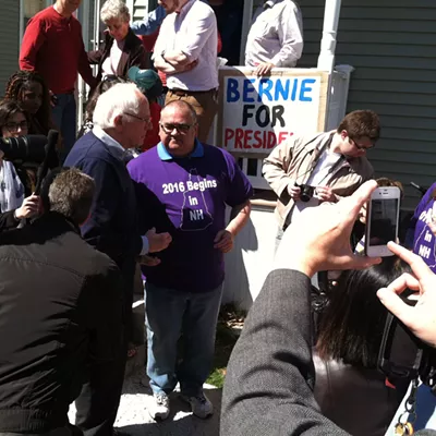 Image: Sanders Campaign to Blitz Living Rooms Next Week