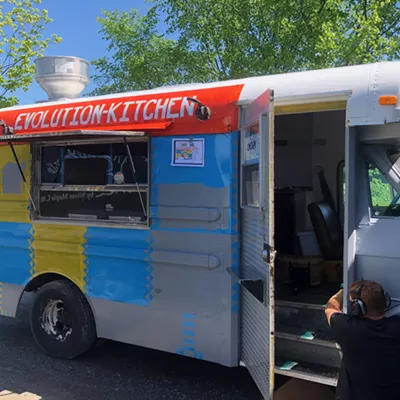 Image: Evolution Kitchen Rentable Food Truck Gears Up at Foodaroo
