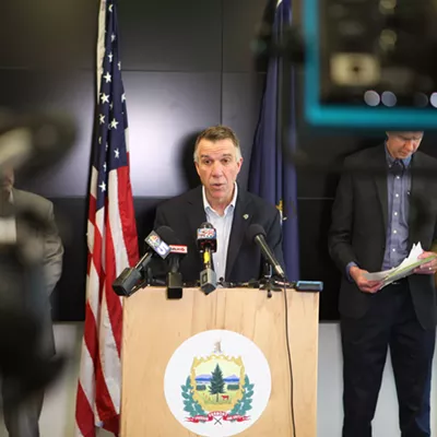 Image: Scott Orders More Businesses &mdash; Salons, Barbers, Gyms &mdash; to Close