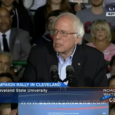 Image: Bernie Bits: Sanders Rails Against Syrian Refugee 'Demagoguery'