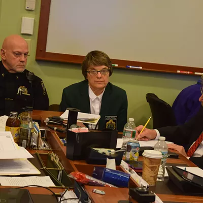 Image: Legislators Briefed on Statehouse Security Procedures