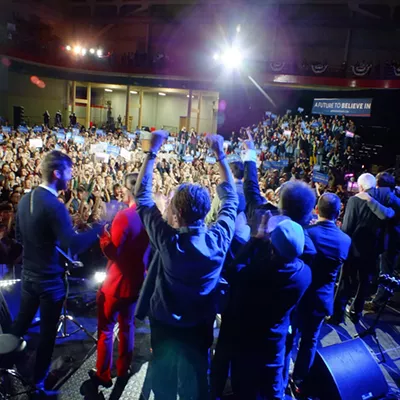 Image: University of Iowa Students Spend a Vampire Weekend at Bernie's