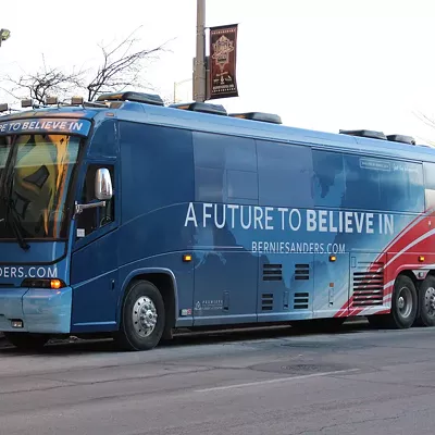 Image: Photos From the Iowa Campaign Trail With Bernie Sanders
