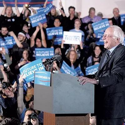 Image: Sanders Wins Three of Four States, but Clinton Retains Wide Lead