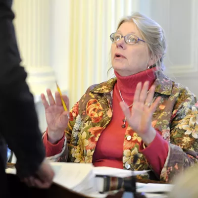 Image: Senate Committee Looks to Restore Pay-to-Play Ban to Ethics Bill