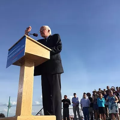 Image: Bernie Sanders Fires Up a Brooklyn Crowd Ahead of Tuesday's Primary