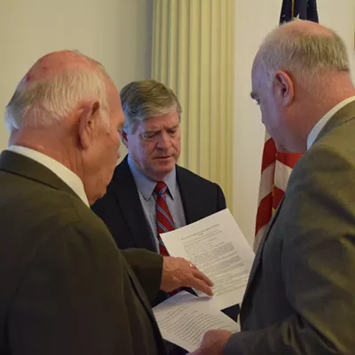 Image: Bid for Marijuana Legalization Referendum Fails in Senate