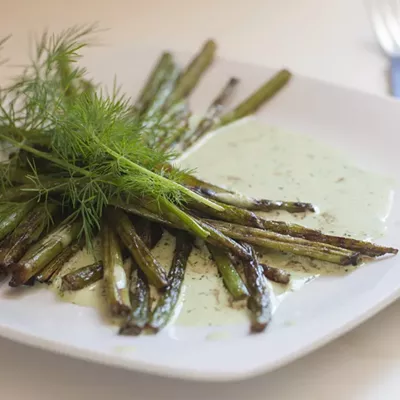 Image: Farmers Market Kitchen: Shoots 'n' Ranch