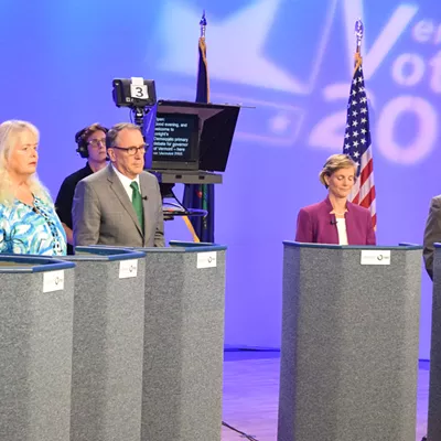 Image: Democratic Gubernatorial Candidates Spar at Debate Over Wind, EB-5 Issues