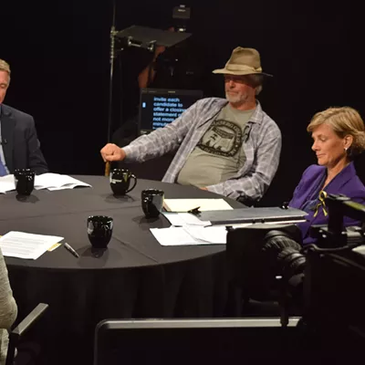 Image: Vermont Gubernatorial Candidates Debate Technology