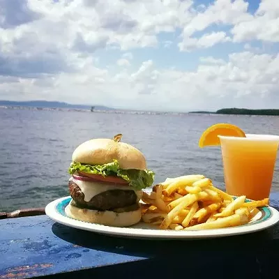 Image: Breakwater Caf&eacute; Closes, Will Be Second Location for the Spot