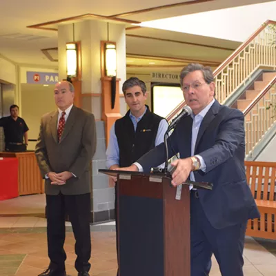 Image: Mall Company Pledges Financing for Burlington Town Center Project