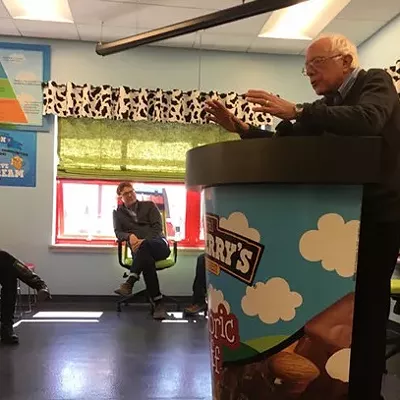 Image: Bernie Sanders Brings His Message to Ben & Jerry's St. Albans Plant