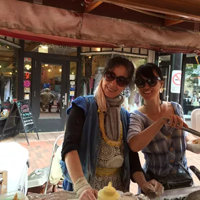 Image: Hong's Dumplings Says Goodbye to Church Street