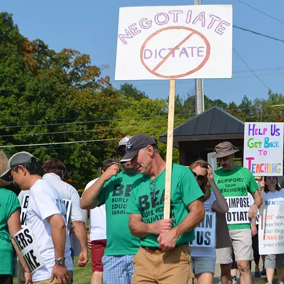 Image: Back to School: Striking Burlington Teachers Reach Agreement With Board