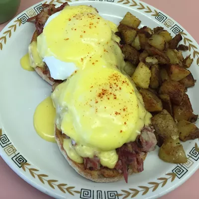 Image: Breakfast Club: Malletts Bay Diner & Bakery