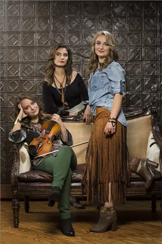 Image: The Quebe Sisters