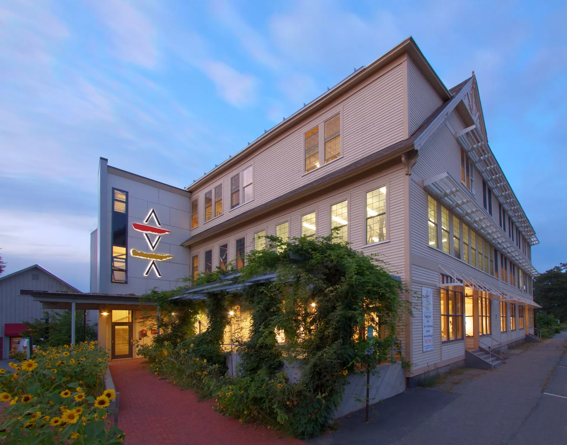 AVA Gallery and Art Center