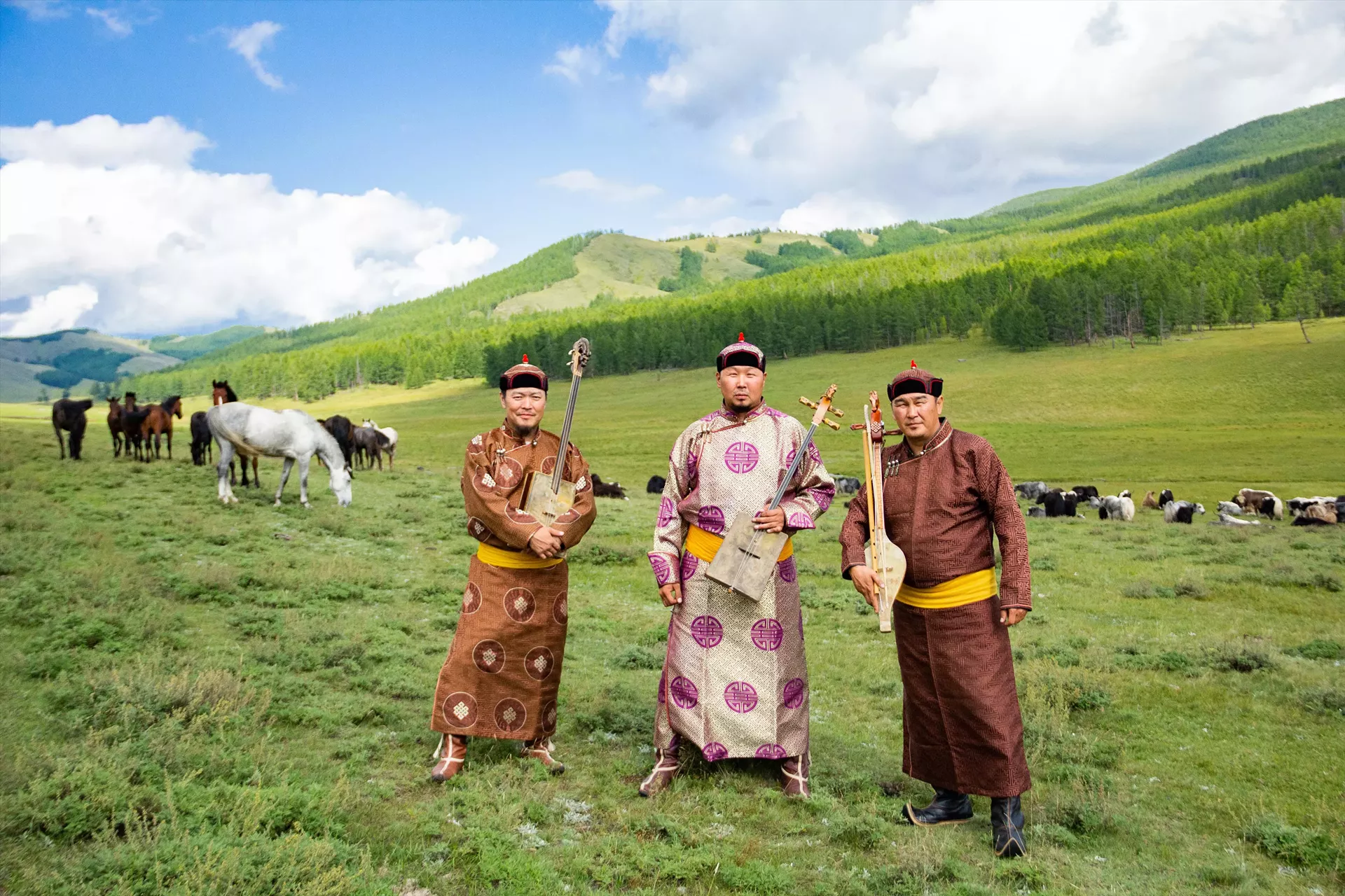 Ayan-ool Sam, Bady-Dorzhu Ondar & Ayan Shirizhik
