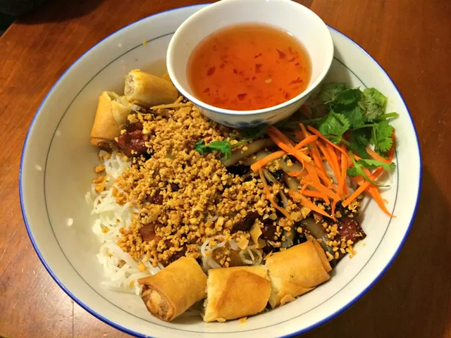 Alice Eats: Pho Nguyen