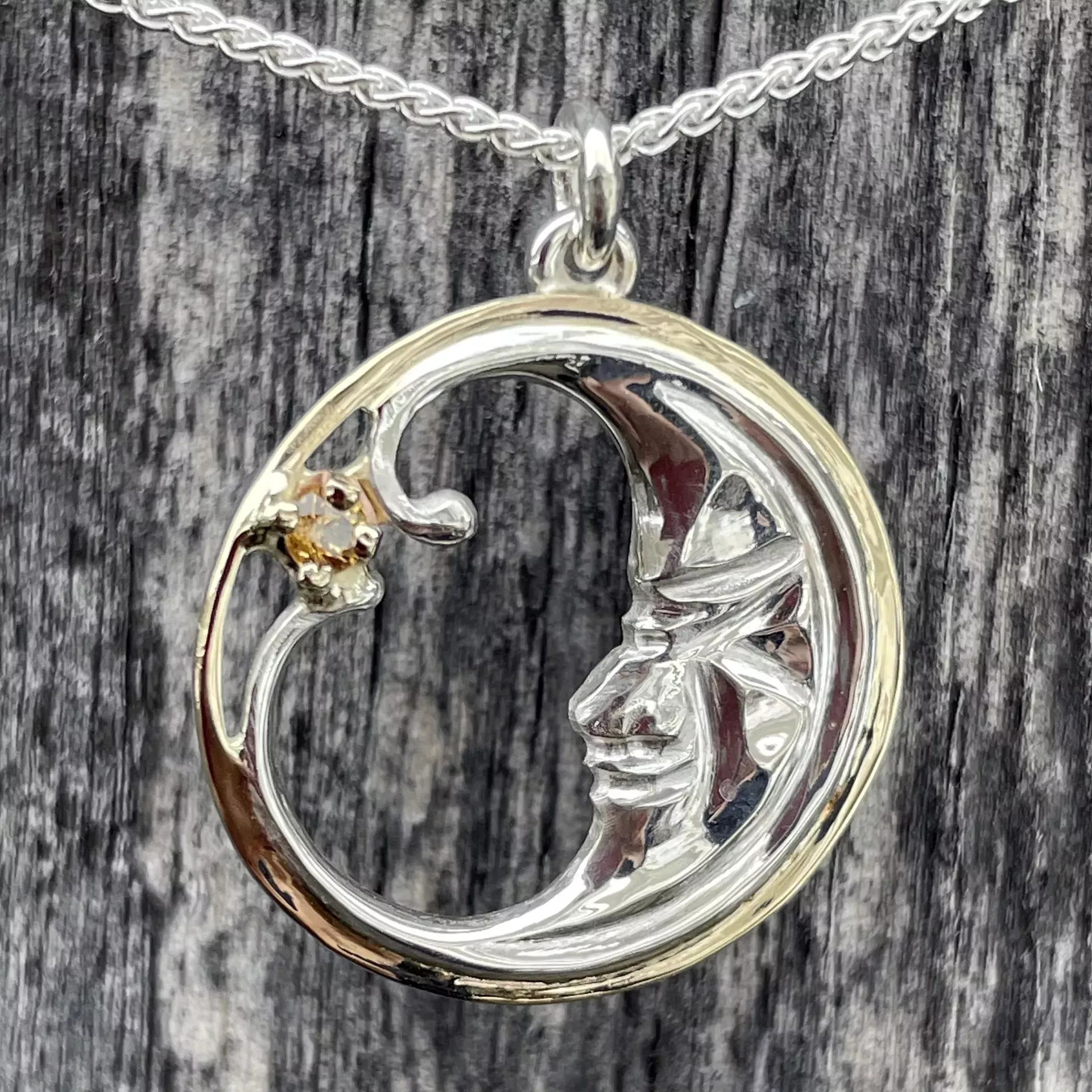 Jewelry by Wenda Curtis