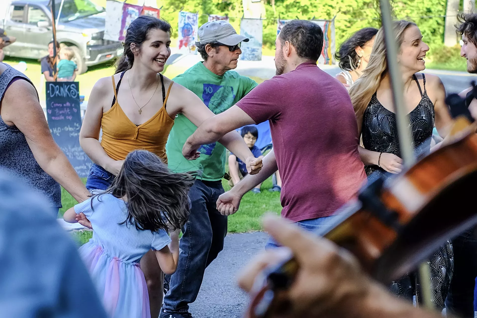 6.contra_dance.webp