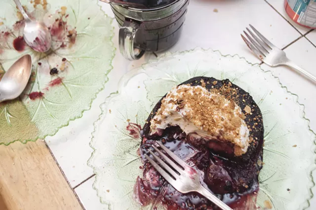 Farmers Market Kitchen: Crunchy, Creamy Cassis-Braised Apples