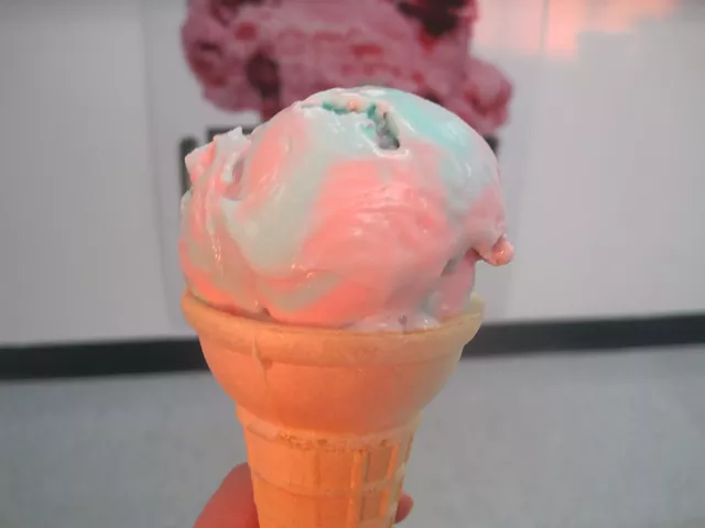 Alice Eats: Warner's Snack Bar