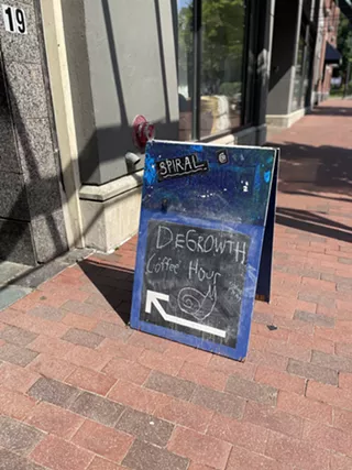 Image: Degrowth Caf&eacute;