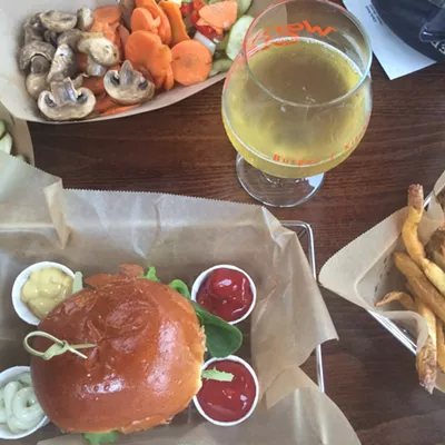 Image: Dining on a Dime: $8 Cheeseburger at Worthy Burger