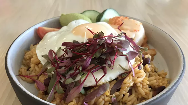 Image: Dining on a Dime: Vergennes Laundry by CK