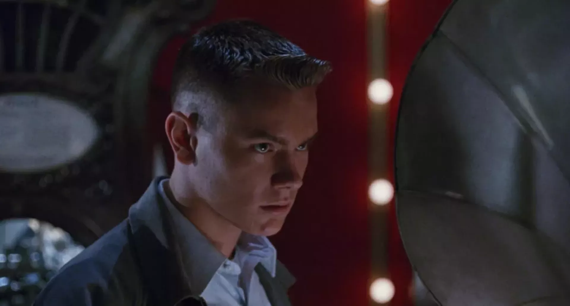 dogfight-1024x550.webp