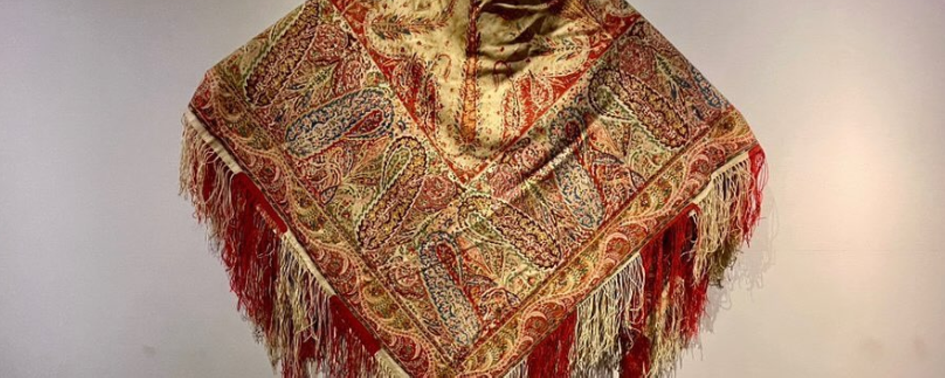 A shawl in the exhibition