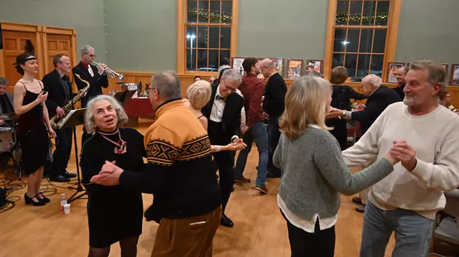 Image: Holiday Cabaret