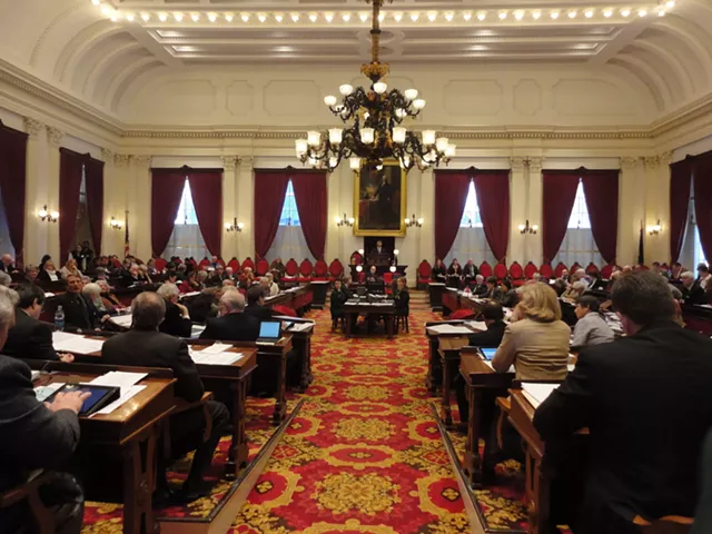 House Overwhelmingly Approves Campaign Finance Compromise
