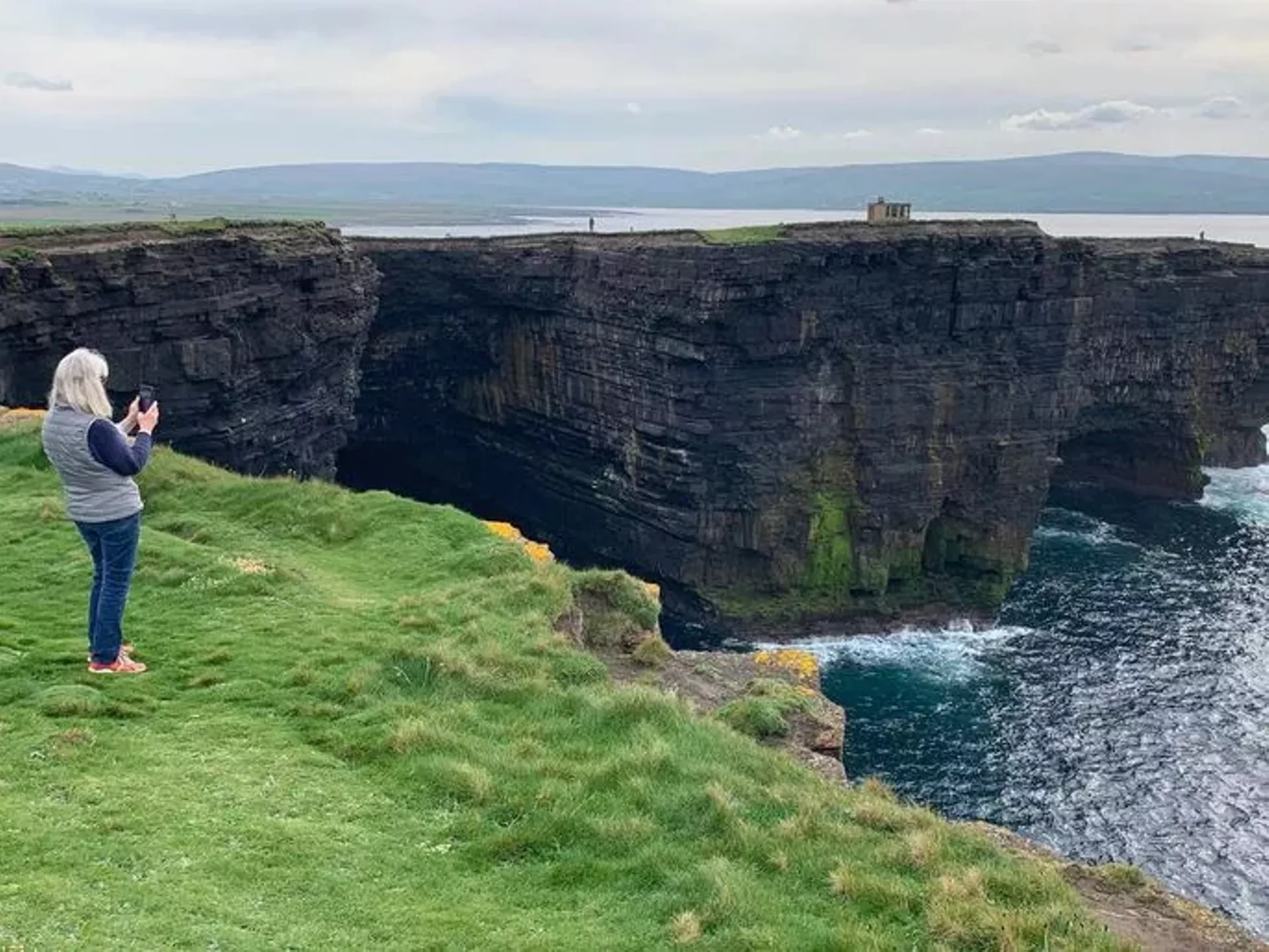 Moe Burgess in Ireland