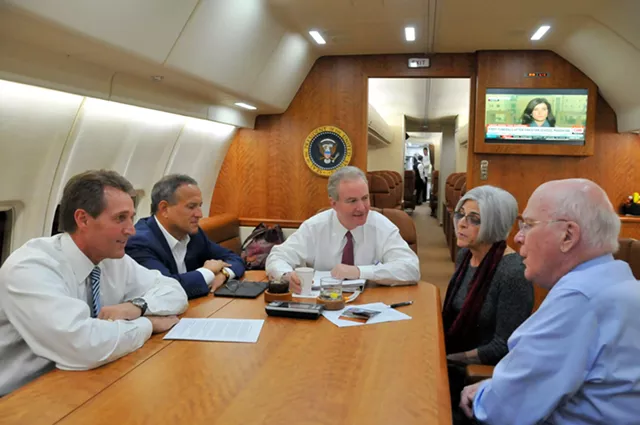 Leahy Accompanies Freed Prisoner Alan Gross From Cuba to U.S.