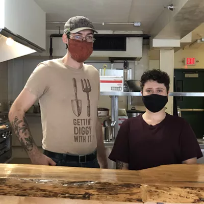 Image: Lion Turtle Tea Opens in Burlington